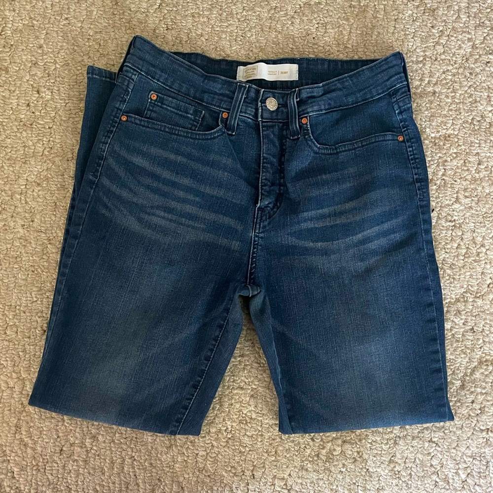 Levi’s skinny jeans